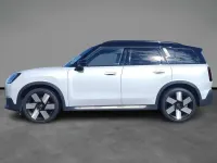 Usata Mini Cooper Countryman Favoured 150 CV (110 kW) 2024 Bianco SUV