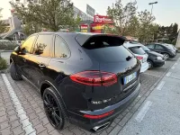 Usata Porsche Cayenne Platinum Edition 250 CV (183 kW) 2017 Nero SUV