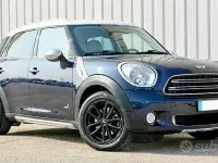 Usata Mini Cooper D Countryman Business 111 CV (81 kW) 2014 Bluazzurro SUV