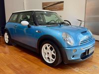 Usata Mini Cooper S 163 CV (119 kW) 2002 Azzurro Utilitaria