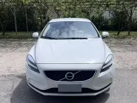 Usata Volvo V40 120 CV (88 kW) 2018 Bianco Berlina