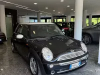 Usata Mini ONE 90 CV (66 kW) 2004 Nero Utilitaria