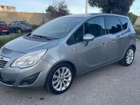 Usata Opel Meriva Cosmo 100 CV (73 kW) 2011 Grigio Monovolume