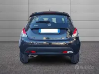 Usata Lancia Ypsilon Gold 95 CV (69 kW) 2015 Nero Utilitaria