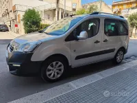 Usata Peugeot Partner Tepee Outdoor 99 CV (72 kW) 2016 Grigio Monovolume