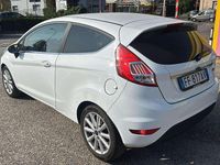 Usata Ford Fiesta ST-Line 95 CV (69 kW) 2016 Bianco Berlina