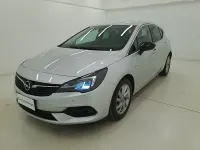 Używany Opel Astra Business Elegance 122 KM (89 kW) 2021 Srebrny Sedan/Limuzyna