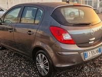 Usata Opel Corsa Cosmo 130 CV (95 kW) 2011 Grigio Utilitaria