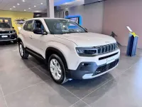 Nuova Jeep Avenger Altitude 110 CV (80 kW) 2026 Beige SUV