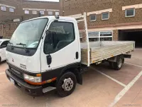 Usata Mitsubishi Canter 125 CV (91 kW) 2004 Bianco Cabrio