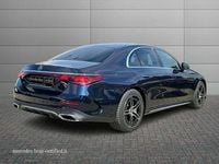 Usata Mercedes E300 AMG Line Premium Plus 313 CV (230 kW) 2025 Blu canvasite metallizzato Berlina