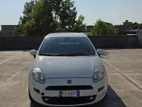 Usata Fiat Grande Punto 77 CV (56 kW) 2016 Grigio Utilitaria