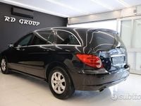Usata Mercedes R320 Premium 224 CV (164 kW) 2007 Nero Monovolume