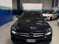 Usata Mercedes C180 Premium 116 CV (85 kW) 2016 Blu Berlina