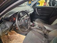Usata BMW 120 163 CV (119 kW) 2007 Nero Utilitaria