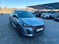 Usata Peugeot 208 Allure 101 CV (74 kW) 2025 Grigio Utilitaria