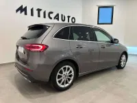 Usata Mercedes B200 150 CV (110 kW) 2019 Grigio Utilitaria