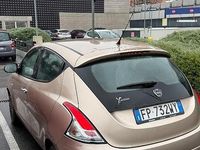 Usata Lancia Ypsilon Gold 69 CV (50 kW) 2018 Utilitaria