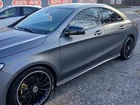 Usata Mercedes CLA180 AMG 122 CV (89 kW) 2019 Grigio Berlina
