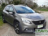 Usata Peugeot 2008 Allure 100 CV (73 kW) 2017 Marrone SUV