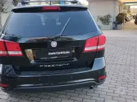 Usata Fiat Freemont Lounge 170 CV (125 kW) 2011 Nero SUV