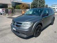 Usata Dodge Journey 140 CV (102 kW) 2010 Grigio SUV
