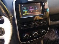 Second-hand Renault Clio IV 75 CP (55 kW) 2016 Negru Berlinǎ