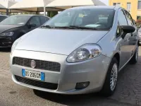 Usata Fiat Grande Punto Dynamic 65 CV (47 kW) 2008 Argento Utilitaria