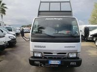 Usata Nissan Cabstar 120 CV (88 kW) 2003 Bianco Pick-up