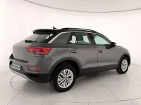 Usata VW T-Roc Life 116 CV (85 kW) 2025 Indium grey metallizzato nero SUV