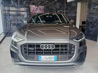Usata Audi Q8 Business 286 CV (210 kW) 2021 Grigio scuro SUV