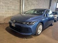 Usata VW Golf VIII Life 116 CV (85 kW) 2025 Blu Berlina