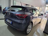 Usata Renault Clio V 101 CV (74 kW) 2022 Blu/azzurro Berlina