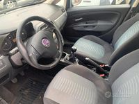 Usata Fiat Grande Punto 77 CV (56 kW) 2007 Blu Utilitaria