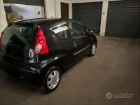 Usata Peugeot 107 68 CV (50 kW) 2007 Nero Utilitaria