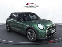 Nuova Mini Cooper Favoured 155 kW (211 CV) 2025 Verde Utilitaria