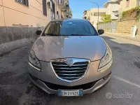 Usata Lancia Delta Gold 105 CV (77 kW) 2011 Marrone Utilitaria