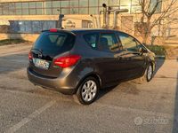 Usata Opel Meriva 95 CV (69 kW) 2013 Grigio Monovolume