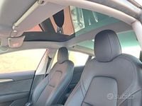 Usata Tesla Model 3 RWD 208 kW (283 CV) 2023 Grigio Berlina