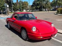 Usata Alfa Romeo 2000 117 CV (86 kW) 1993 Rosso Cabrio