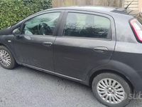 Usata Fiat Grande Punto Dynamic 90 CV (66 kW) 2010 Nero Utilitaria