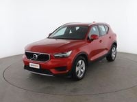 Usata Volvo XC40 Momentum 197 CV (144 kW) 2021 Rosso SUV