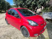 Usata Toyota Aygo 2009 Rosso Utilitaria