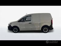 Usado Renault Kangoo 95 CV (69 kW) 2024 Blanco Monovolumen