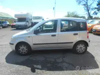 Begagnad Fiat Panda Dynamic 69 HK (50 kW) 2012 Grå Halvkombi