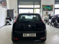 Usata Fiat Punto Lounge 85 CV (62 kW) 2014 Nero Utilitaria