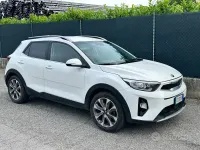 Usata Kia Stonic Urban 97 CV (71 kW) 2019 Bianco SUV