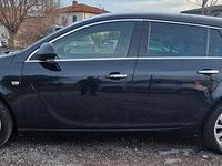 Usata Opel Insignia Cosmo 160 CV (117 kW) 2011 Nero Station wagon