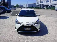 Usata Toyota Yaris Active 72 CV (52 kW) 2019 Bianco Berlina