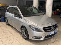 Usata Mercedes 180 109 CV (80 kW) 2015 Grigio Berlina